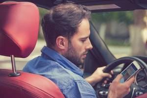 St. Charles distracted driving accident lawyer
